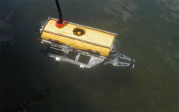 ROV-630 in water